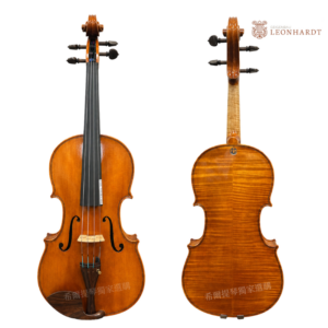Front and back views of a violin pair on a white background; left shows strings, fingerboard and f-holes, right shows the flame maple back with tailpiece and endpin; Geigenbau Leonhardt logo in the top-right corner.